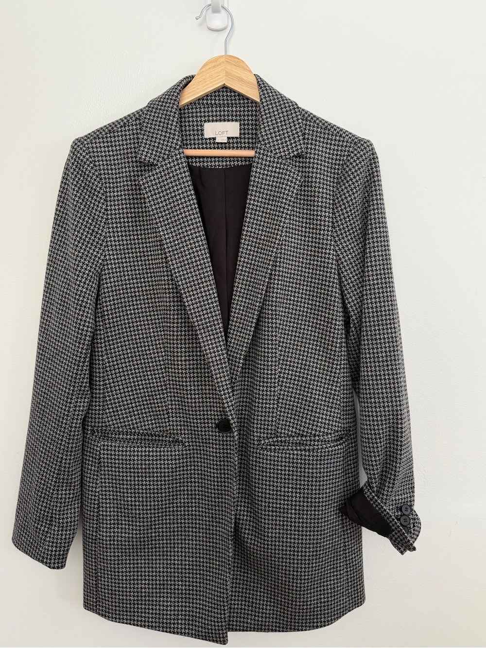 LOFT Black and White Houndstooth Blazer